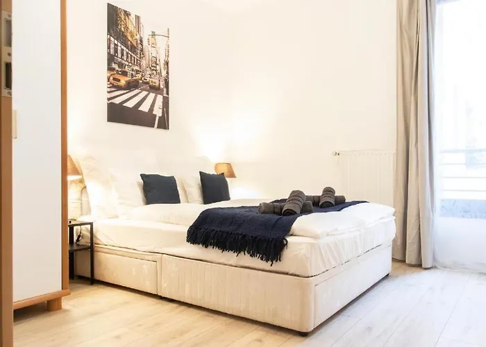 Budapest Opera Apartment