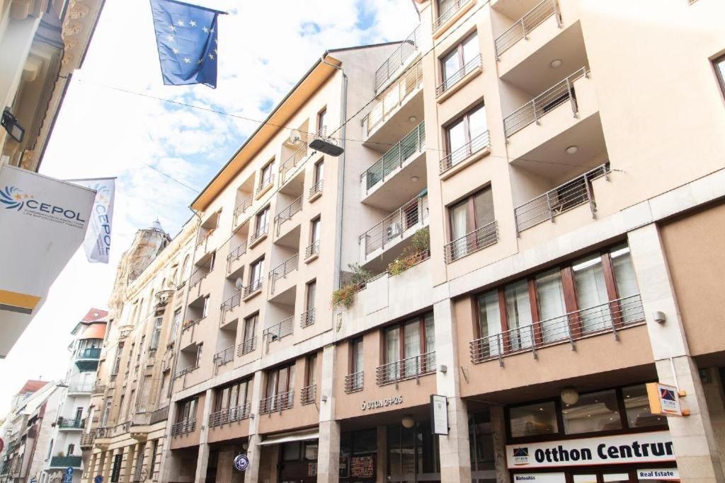 Opera Apartment